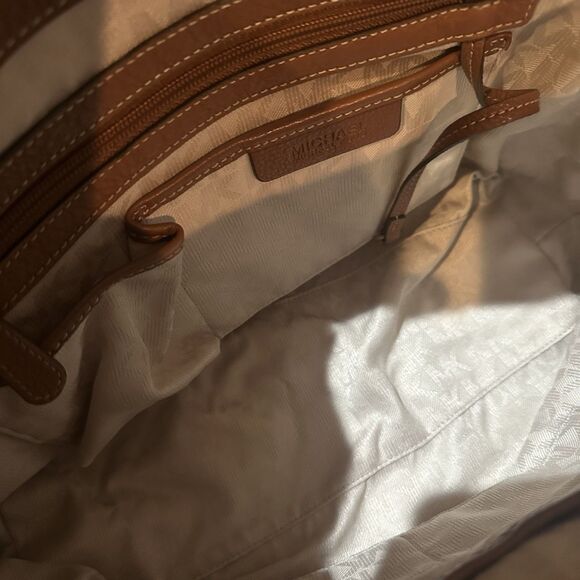 MICHAEL KORS Marina North Drawstring Tote Shoulder Bag Signature - Picture 12 of 13